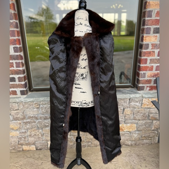 Vintage Mahogany Mink Fur Over Coat Real Fur Coat Brown - Picture 11 of 11